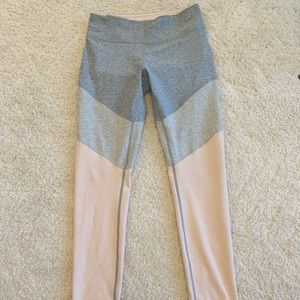 OUTDOOR VOICES Color Block Leggings